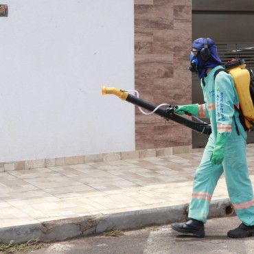 Sanitização de ambientes contra COVID em Florianópolis e Biguaçu